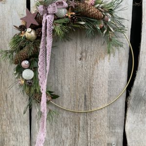 Couronne de porte en métal